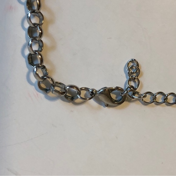 Chico's Double Strand Silver Alligator Print Rings 20.5" Necklace - Picture 9 of 9